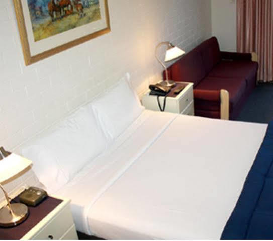 Benson Court Motel Μπρίσμπεϊν Εξωτερικό φωτογραφία